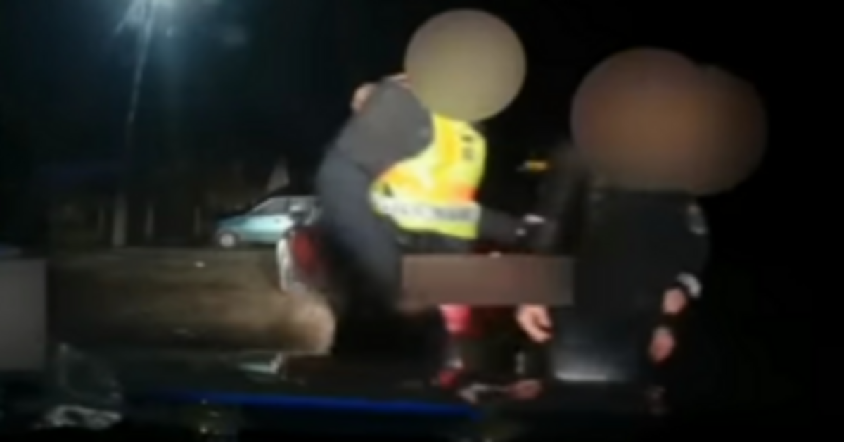 Tizenöt éves fiú száguldozott Sümeg utcáin, elkapták a rendőrök