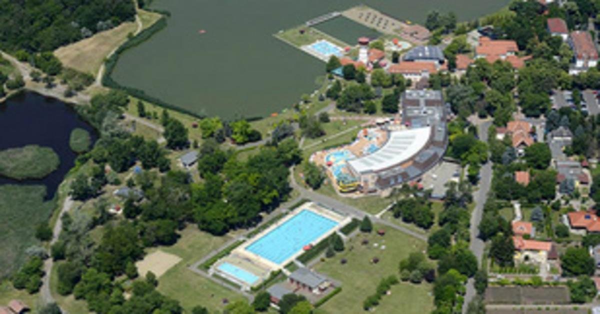 Gyógyvizes fürdőkomplexum bővülése Gyopárosfürdőn Orosházánál