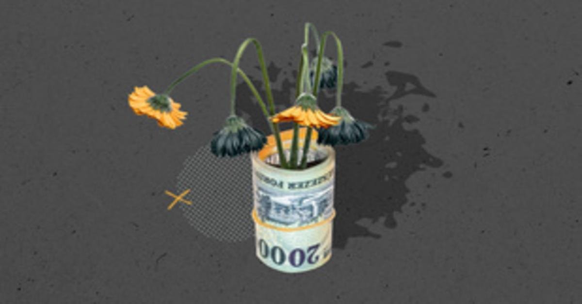 A forint újabb történelmi mélypontra zuhant az euróval szemben