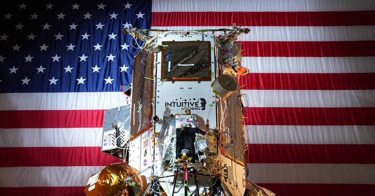 Ugráló holdrobot indul a sötét kráter felfedezésére