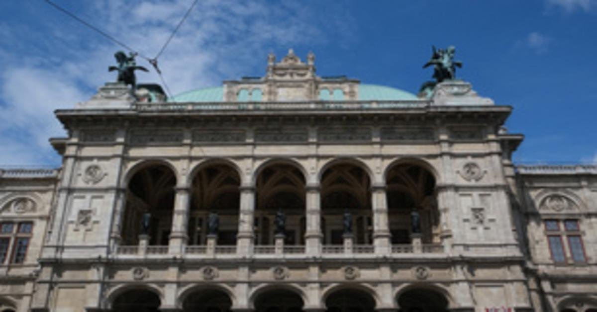 A bécsi operaelőadás vászonszaga zavarja a közönséget