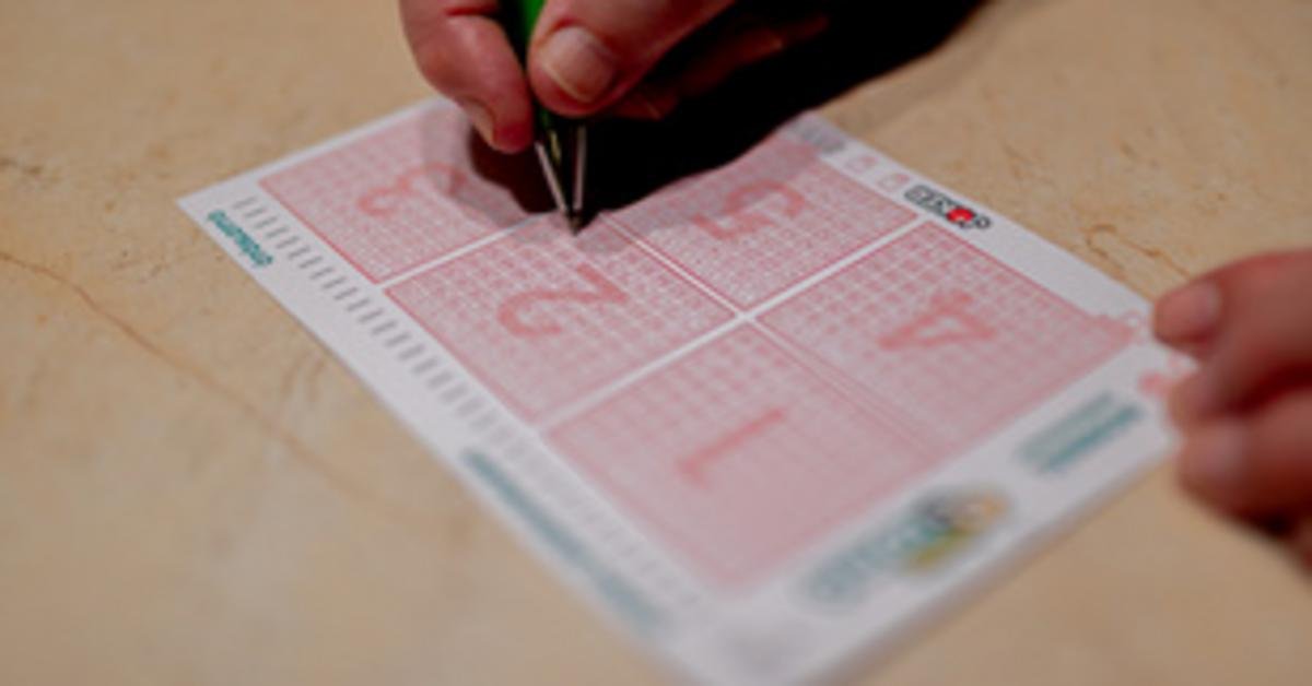 Ötöslottó sorsolás: többmilliárdos nyeremény a szerencséseknek