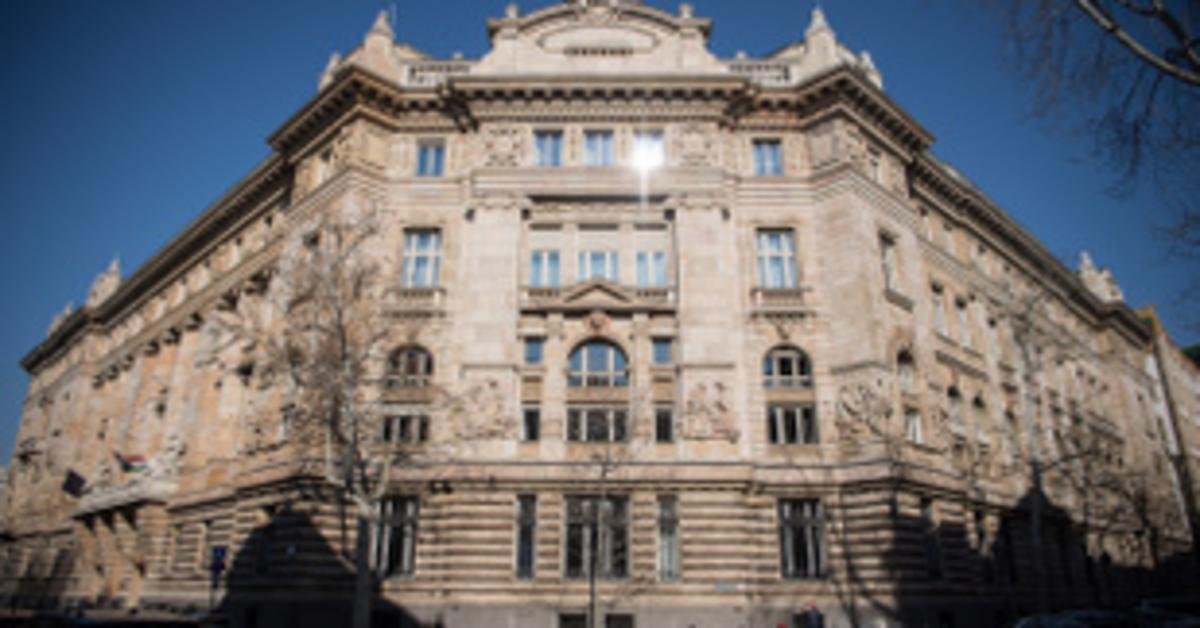 MNB döntés: változatlanul hagyják a kamatokat februárban