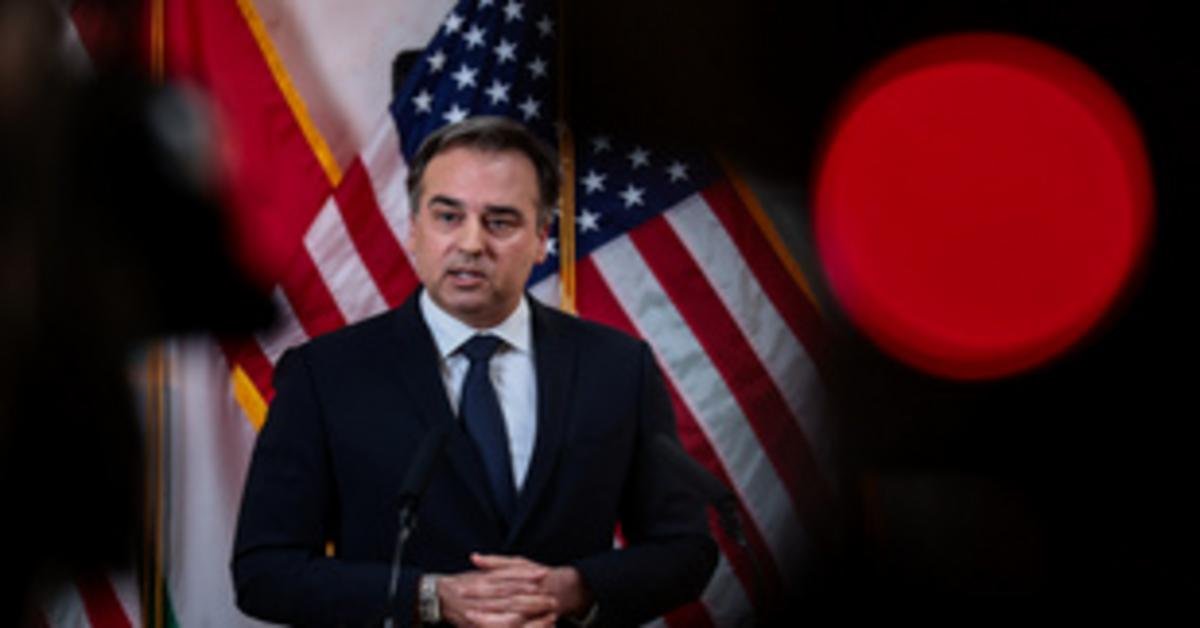 David Pressman a magyar kormány külpolitikáját bírálja