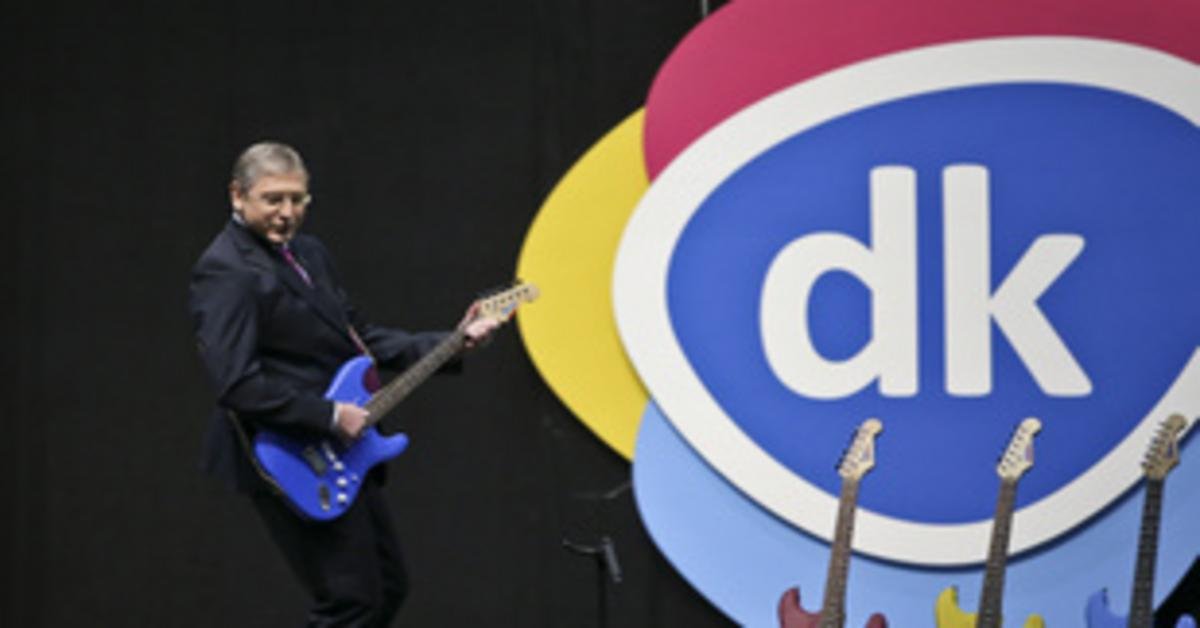 Politikai kampánydalok harca: fidesz vs. mszp a Tisza-parton