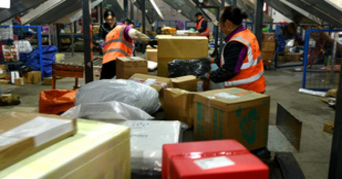 Az online kereskedelem adóterheinek növekedése Magyarországon