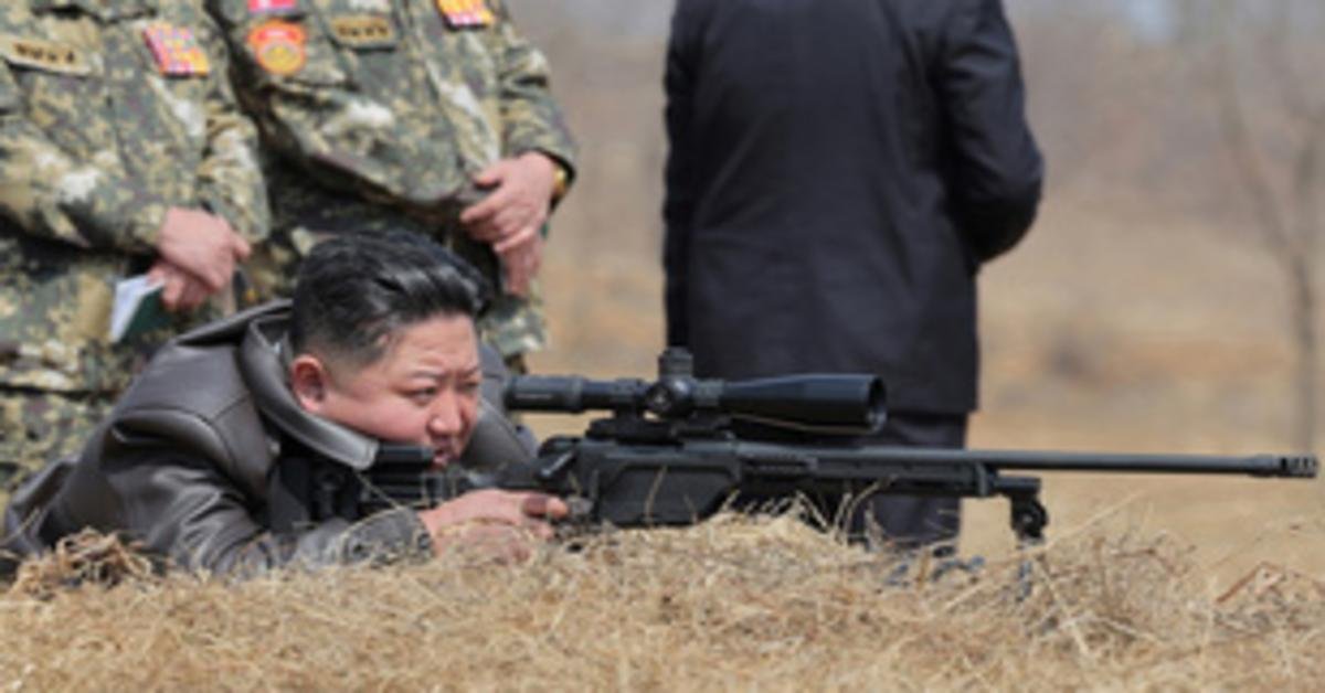 Kim Dzsongun különleges erői mesterlövészgyakorlatot hajtottak végre