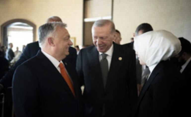 Orbán Viktor és Erdoğan találkozója Antalyában