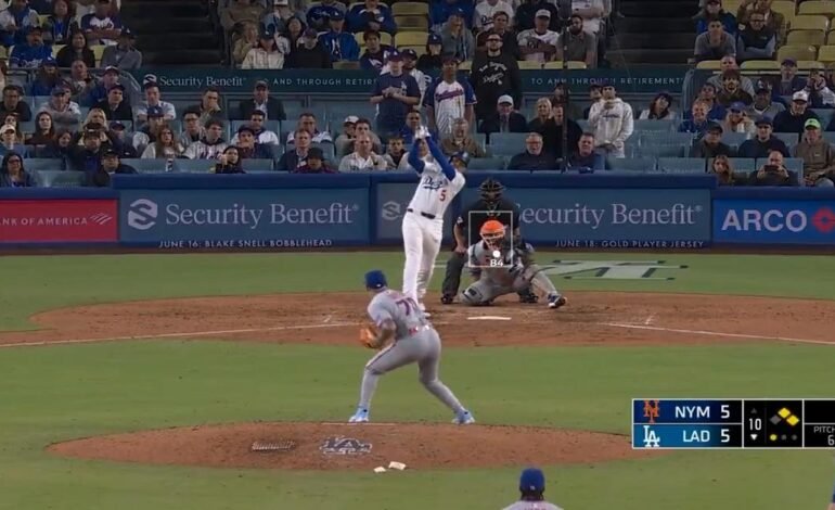 Futballrajongók százezrei gyűlnek össze világszerte a meccsnézésre