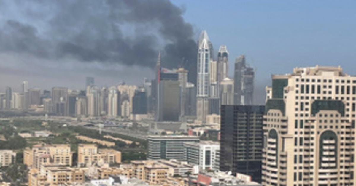 Tűz ütött ki egy dubaji felhőkarcolóban