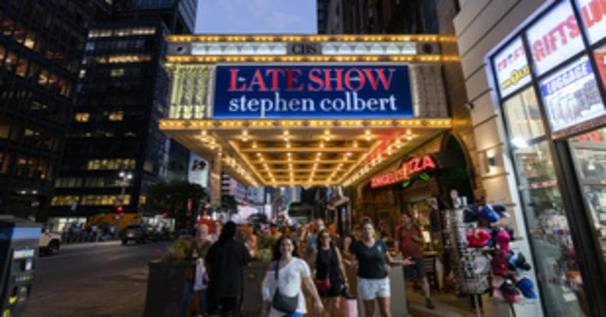 Stephen Colbert barack obama amerikai demokratikus vitát vezet