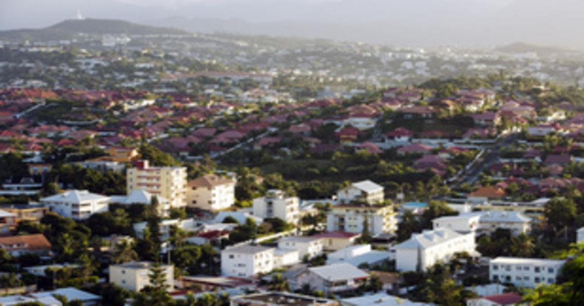 Franciaország háborút indított Új-Kaledóniában a tiltakozások miatt