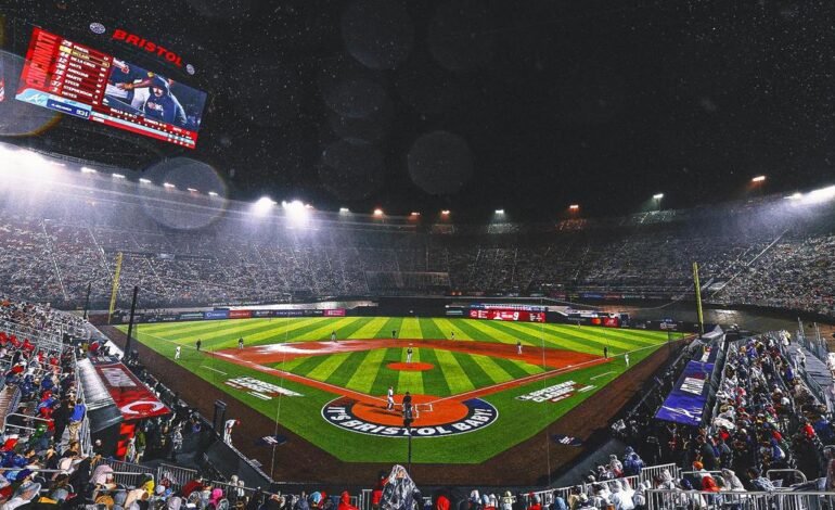 A bristoli baseballmérkőzést vasárnap folytatják a rossz idő miatt