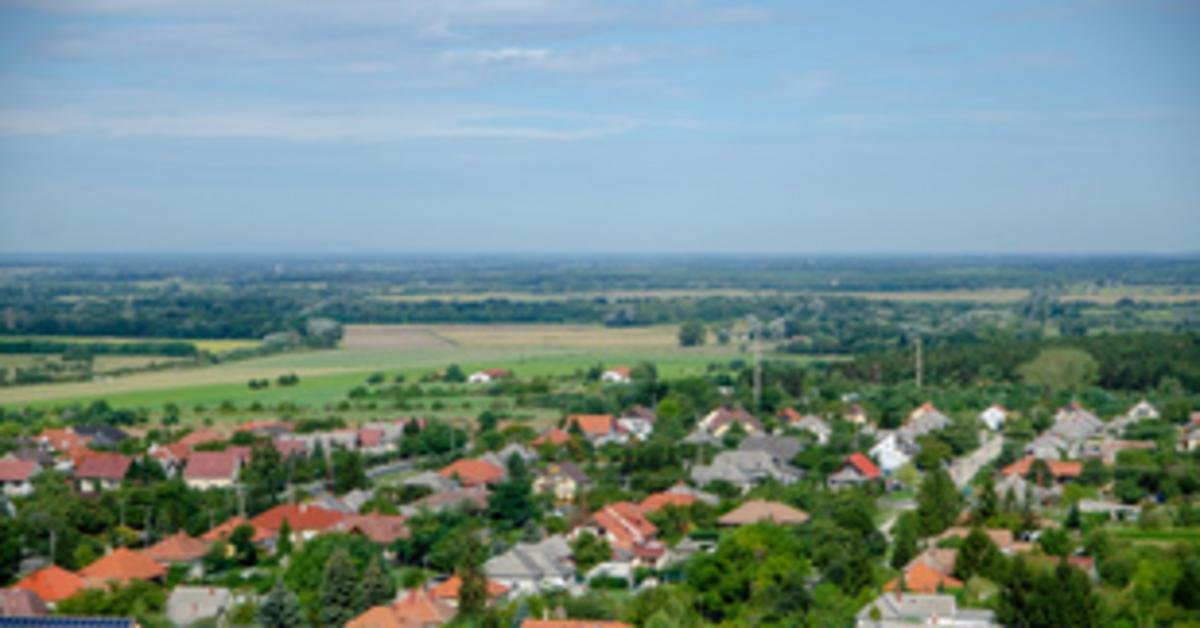 Telekárak csökkenése segíti az otthonteremtést 2025-ben