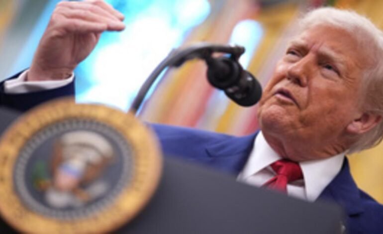 Az FBI ügynökei Trump nyomában a Capitolium ügyében