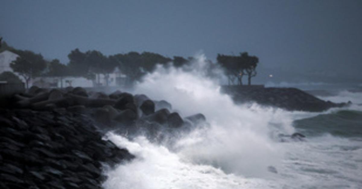 Magyar turistákat érint az Azori-szigeteken tomboló hurrikán