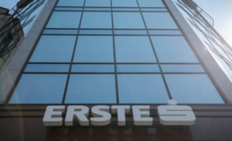 Erste Bank: szolgáltatási leállás novemberben rendszerfejlesztés miatt