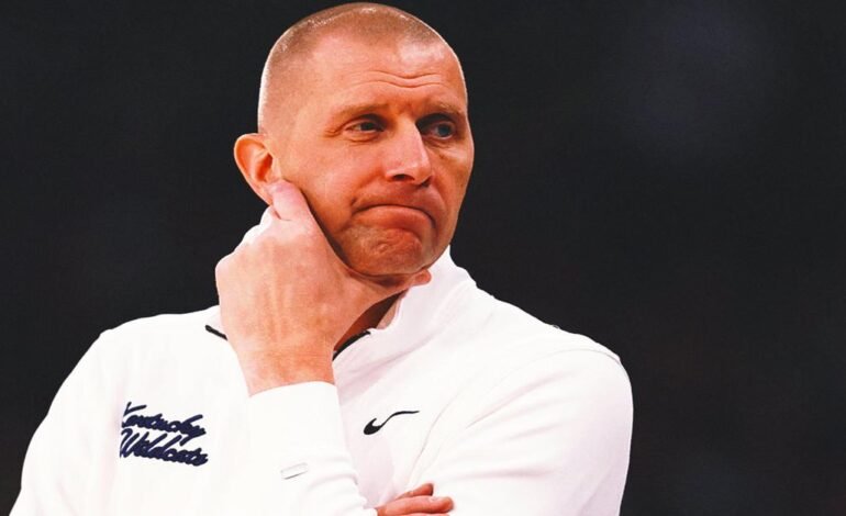 Mark Pope szerint: a Kentucky teljesen szétesett jelenleg